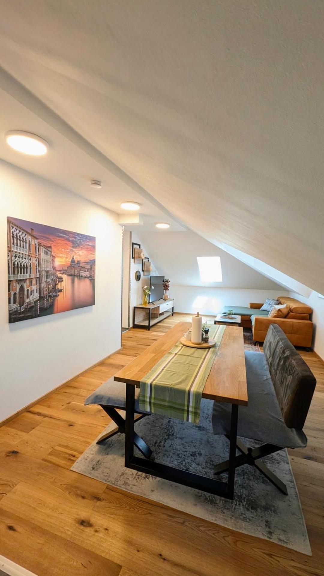 Innstyle Apartment Braunau Am Inn Bagian luar foto